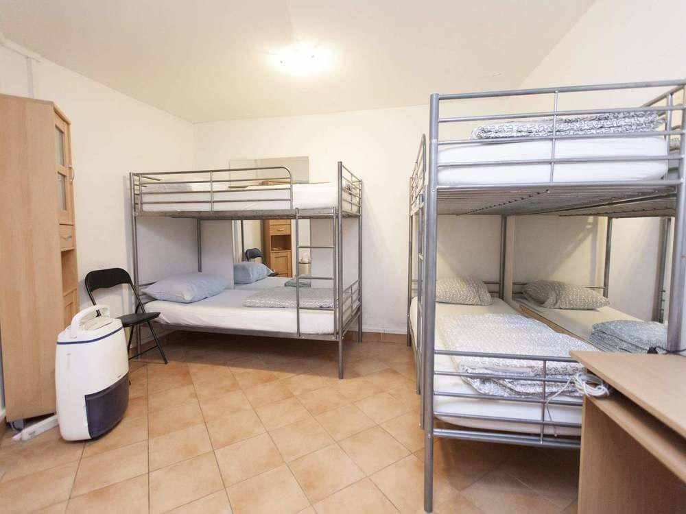Ostello 24 *